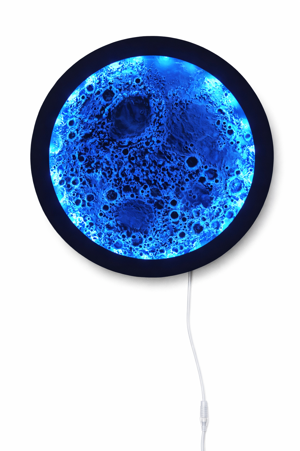 luna azul pared 2